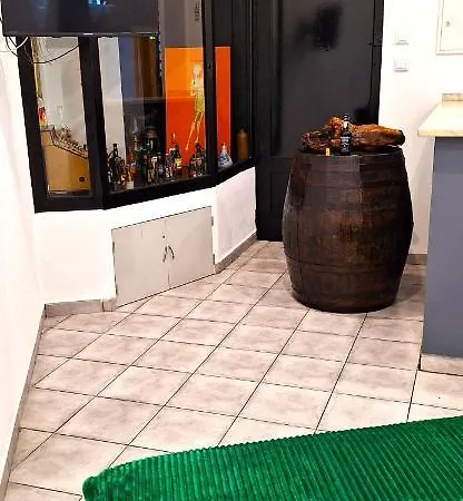 11barhouse